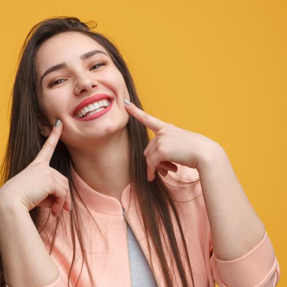 Lady shows off gorgeous smile